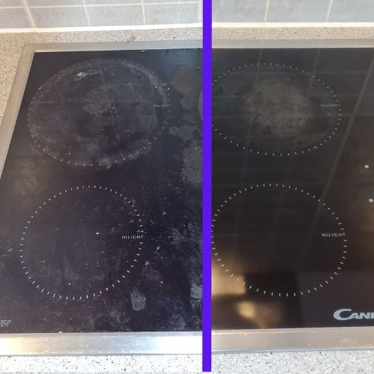 ceramic hob cleaning by Eezie Cleaning